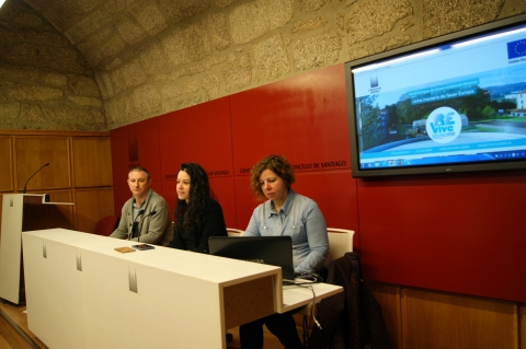 presentacion_paxina_web_revive_santiago